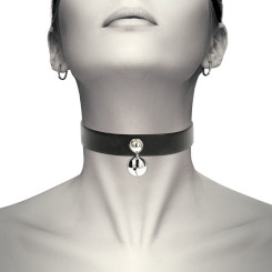 Fetish submissive origen - neoprene lined necknauha with chain